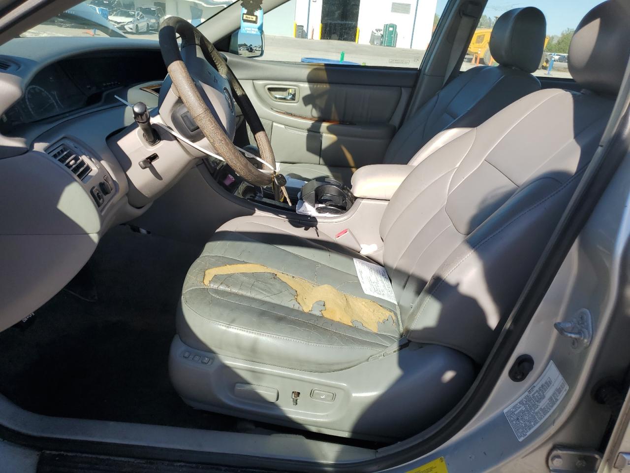 2002 Toyota Avalon Xl VIN: 4T1BF28B32U247366 Lot: 82704055