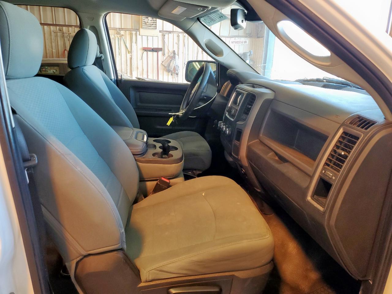 2017 Ram 1500 St VIN: 1C6RR6KG6HS822030 Lot: 90715005