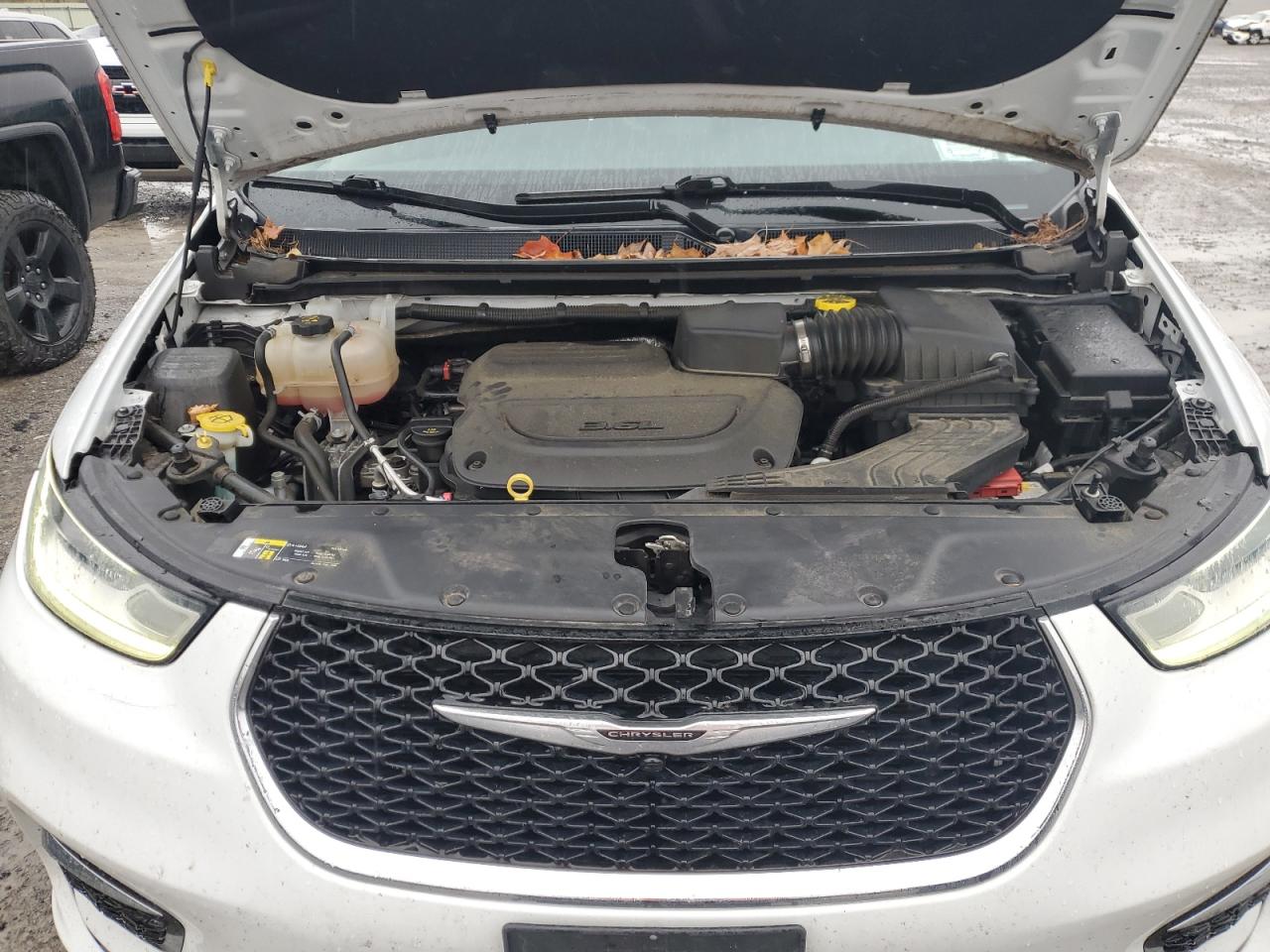 2021 Chrysler Pacifica Touring L VIN: 2C4RC1BG5MR585023 Lot: 90509065