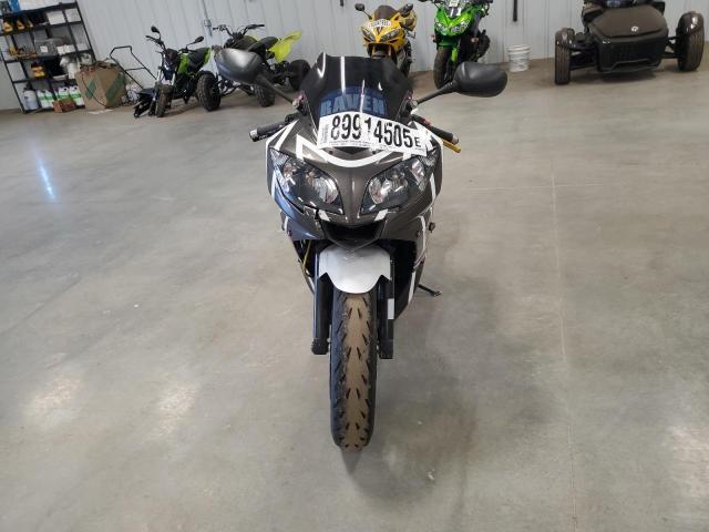 2004 TRIUMPH DAYTONA 600