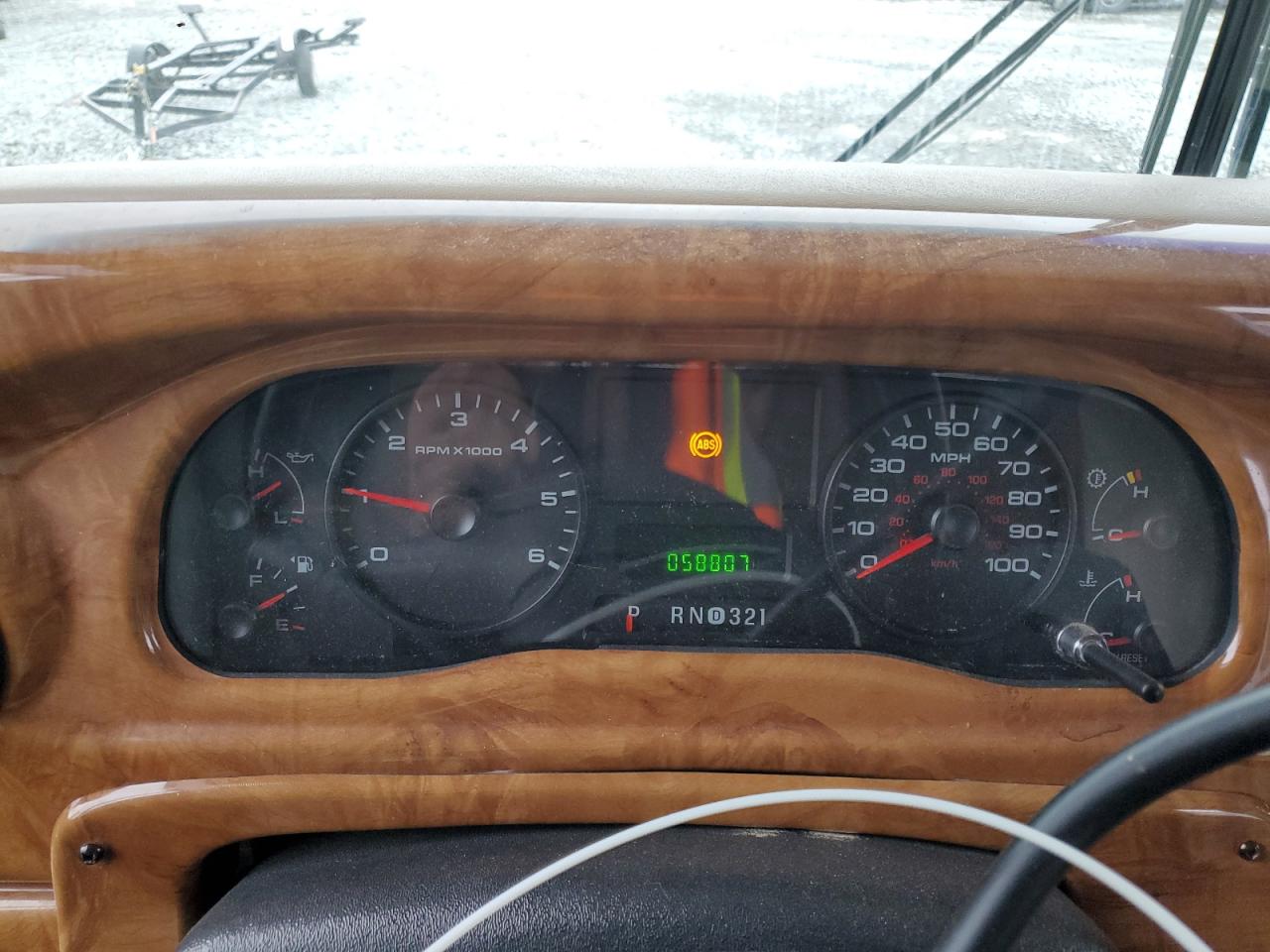 2009 Four Winds Hurricane - Rv VIN: 1F6NF53Y070A07899 Lot: 90590295