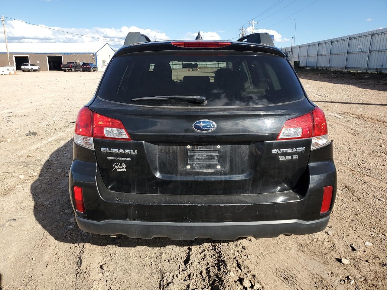 2011 Subaru Outback 3.6R Limited VIN: 4S4BREJC8B2422220 Lot: 81953275