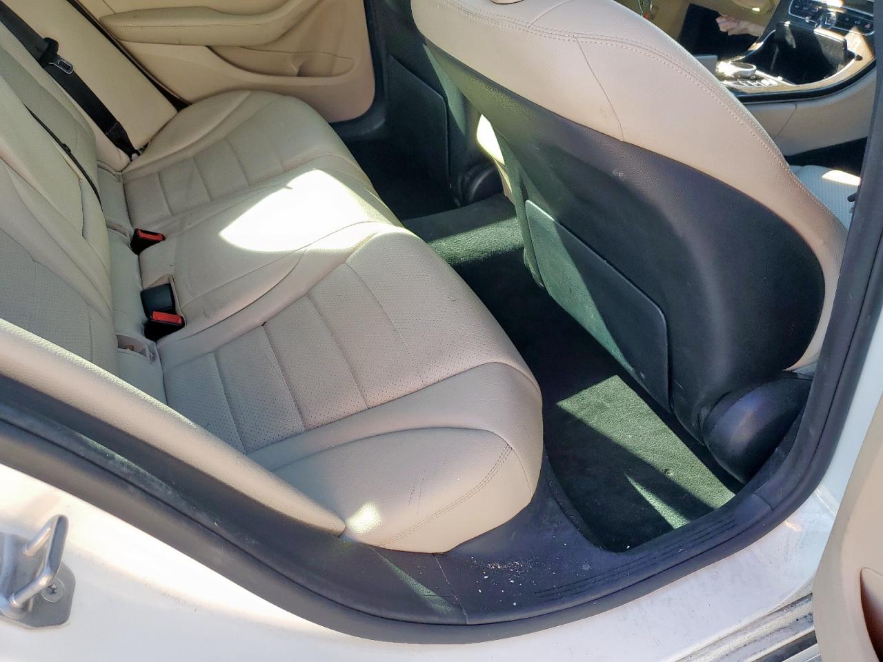 2018 Mercedes-Benz C 300 VIN: 55SWF4JB1JU248064 Lot: 82785145