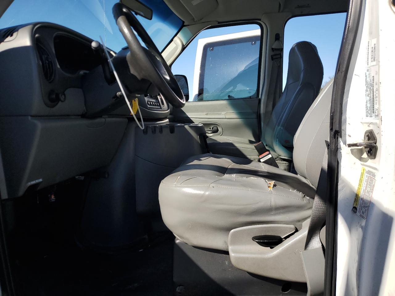 2005 Ford Econoline E250 Van VIN: 1FTNS24W35HA41743 Lot: 85752675