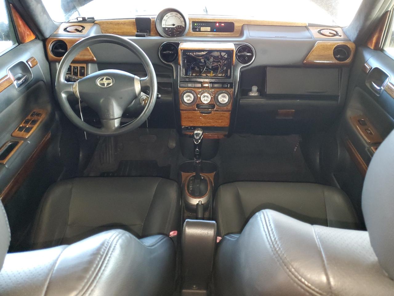 2006 Toyota Scion Xb VIN: JTLKT324764032516 Lot: 82414685