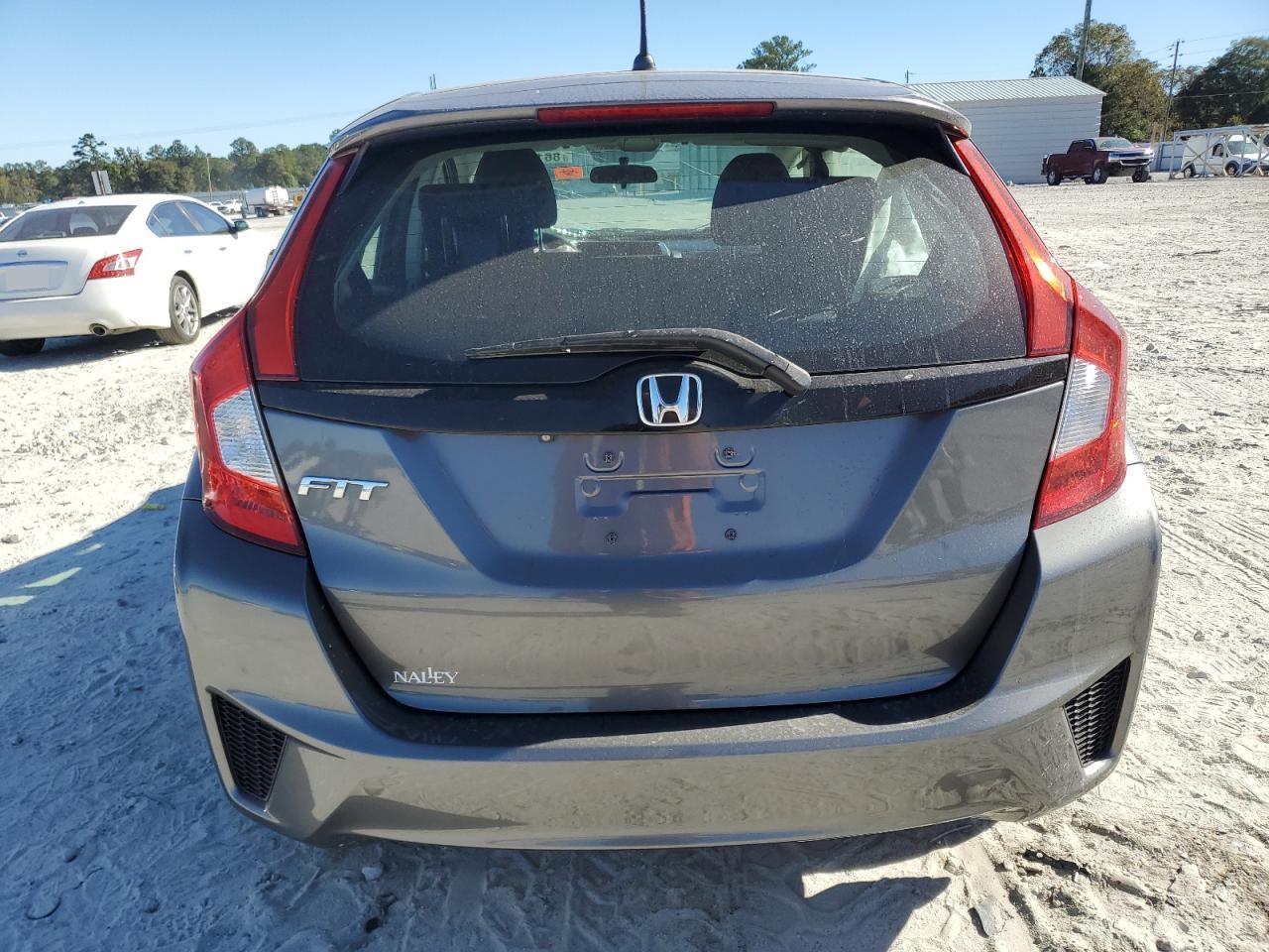 2015 Honda Fit Lx VIN: 3HGGK5H59FM744418 Lot: 86169295