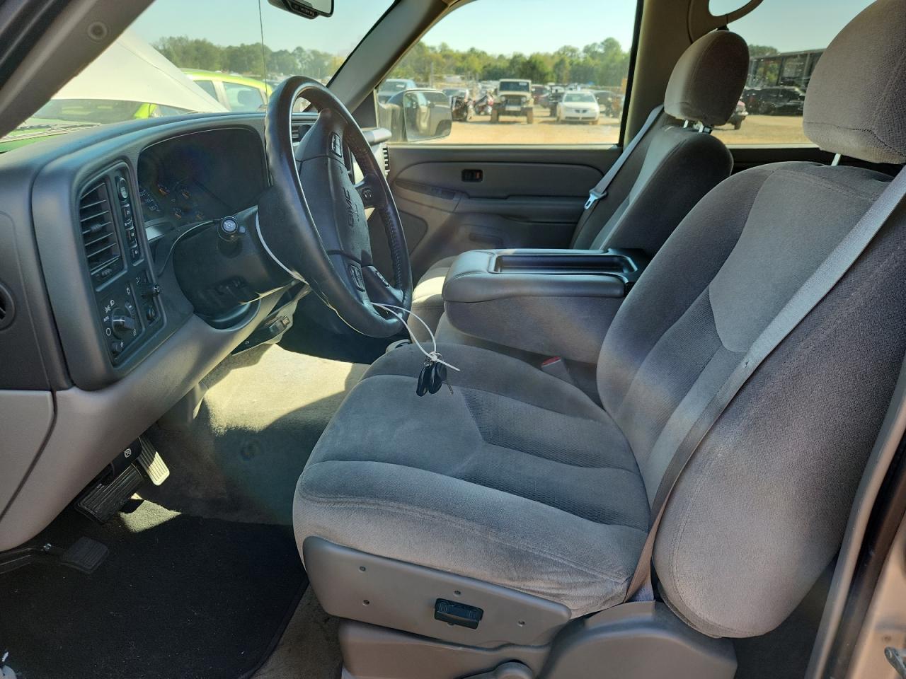 2005 GMC Yukon Xl K2500 VIN: 1GKGK26U75R161385 Lot: 85731565