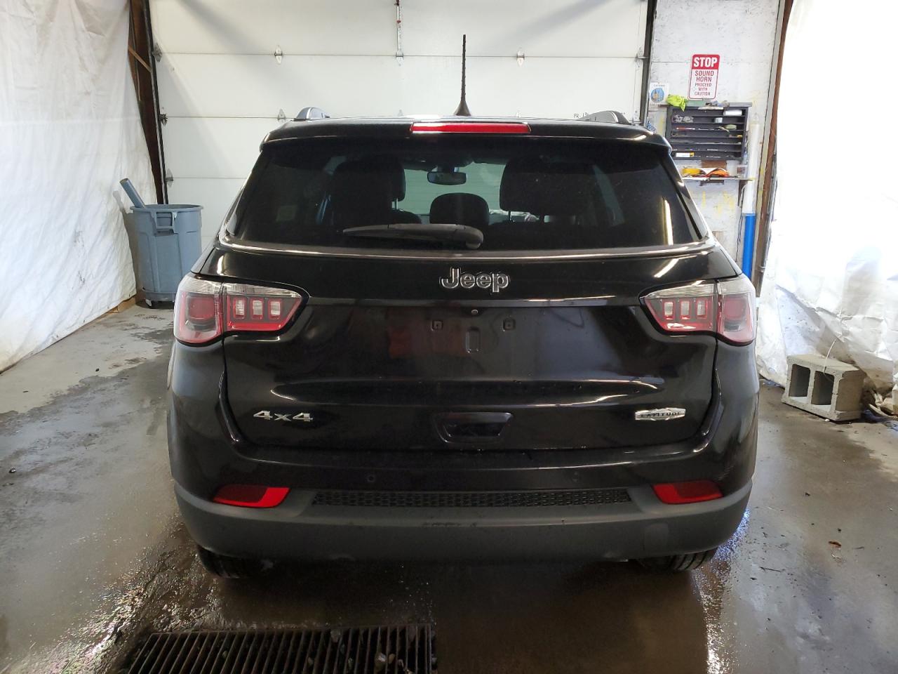 2019 Jeep Compass Latitude VIN: 3C4NJDBB9KT828823 Lot: 84745385