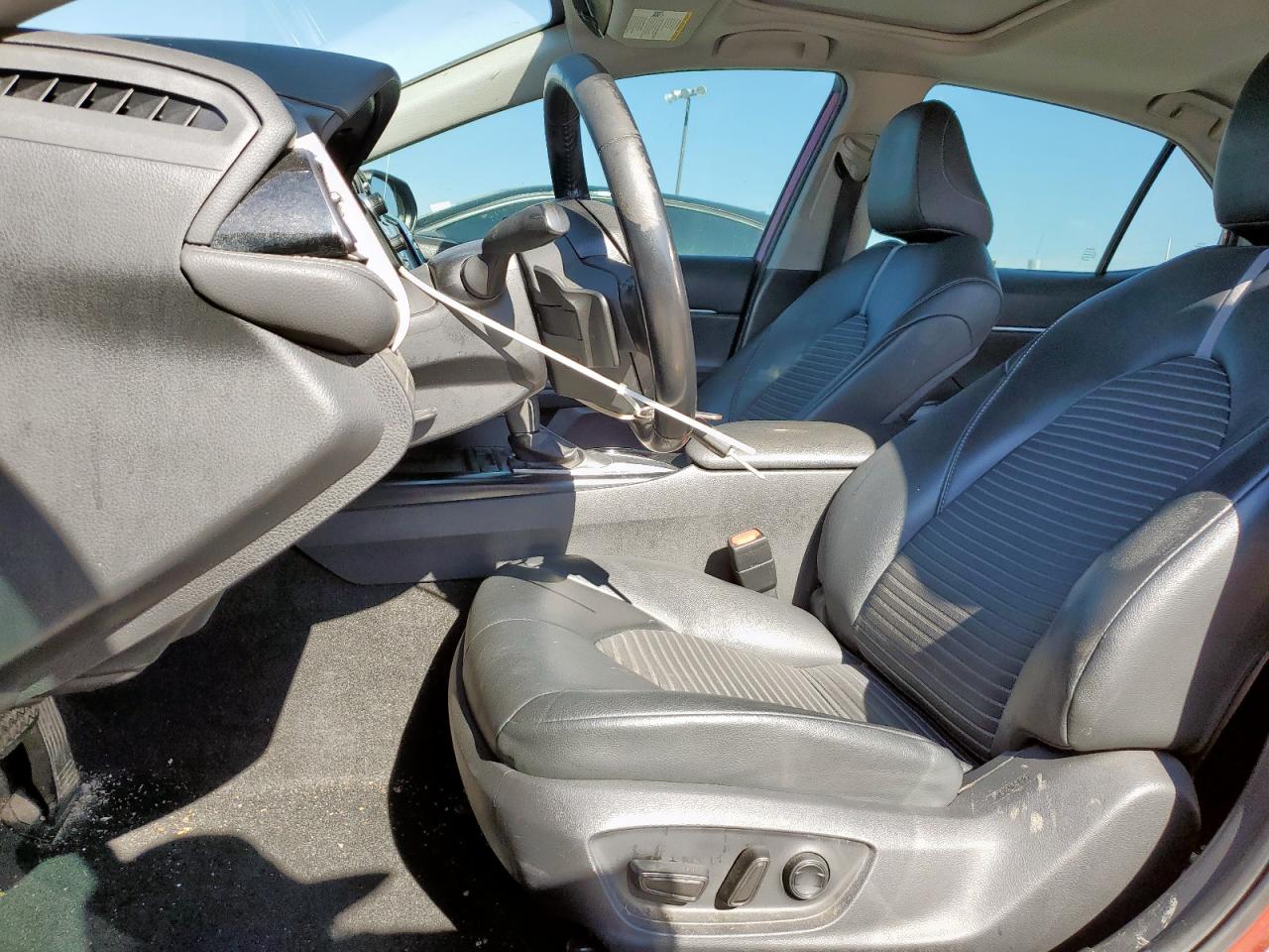 2019 Toyota Camry L VIN: 4T1B11HK0KU210574 Lot: 85492845