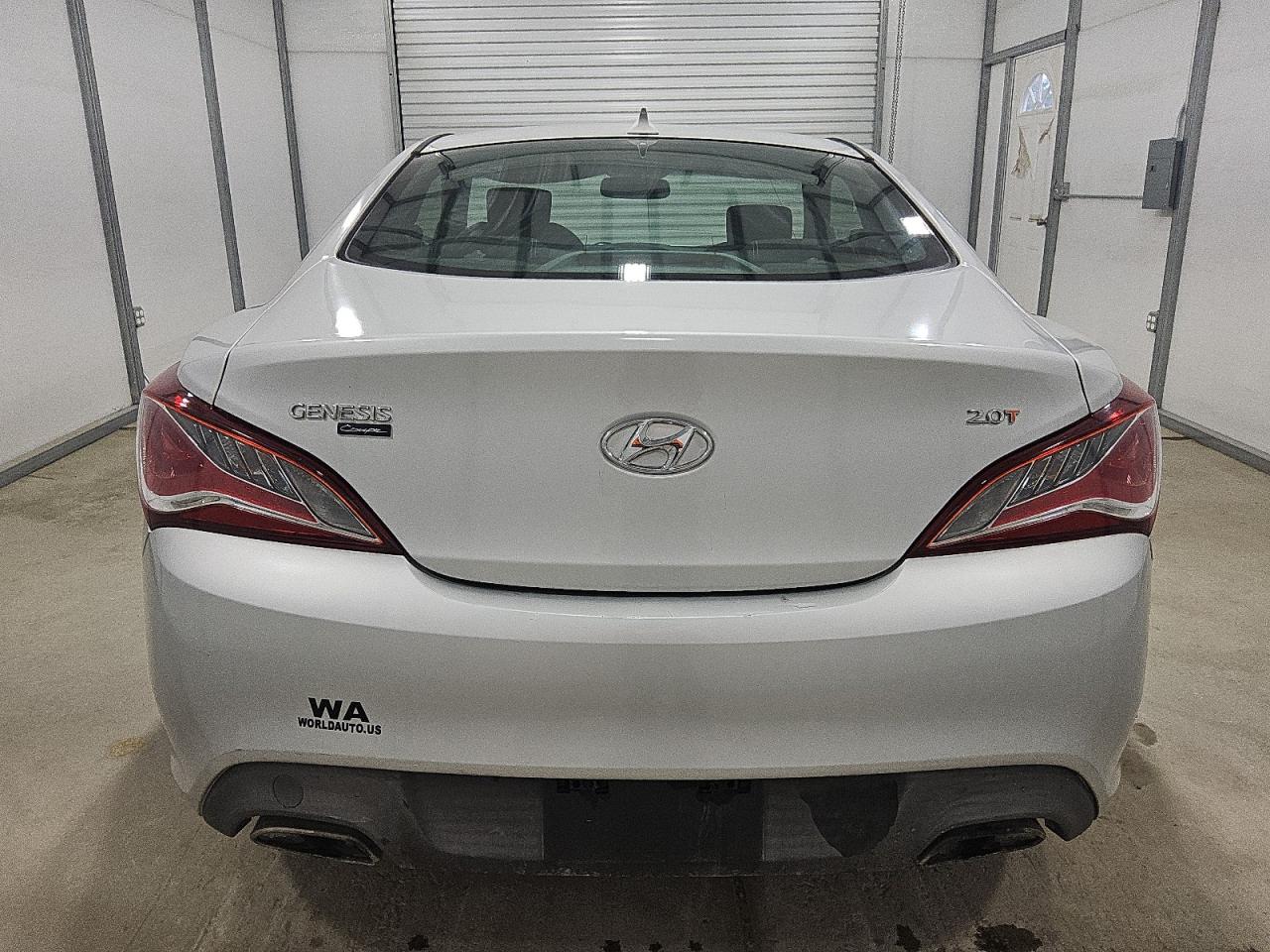 2014 Hyundai Genesis Coupe 2.0T VIN: KMHHT6KD0EU113701 Lot: 71392035