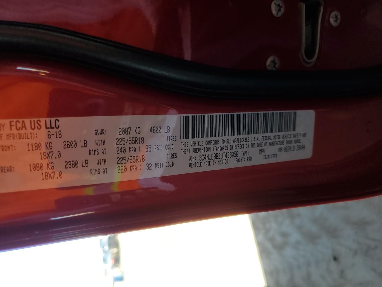 2018 Jeep Compass Latitude VIN: 3C4NJDBB2JT433056 Lot: 85328275