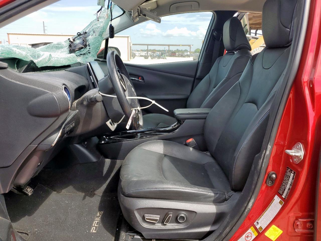 2018 Toyota Prius VIN: JTDKARFU4J3056110 Lot: 85579175