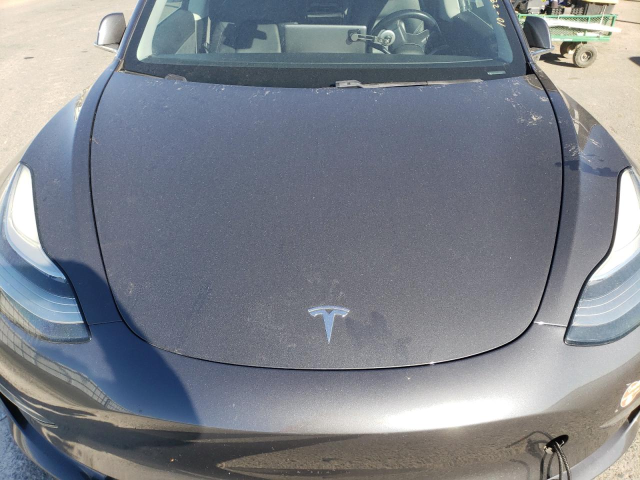 2018 Tesla Model 3 VIN: 5YJ3E1EAXJF102110 Lot: 85407355