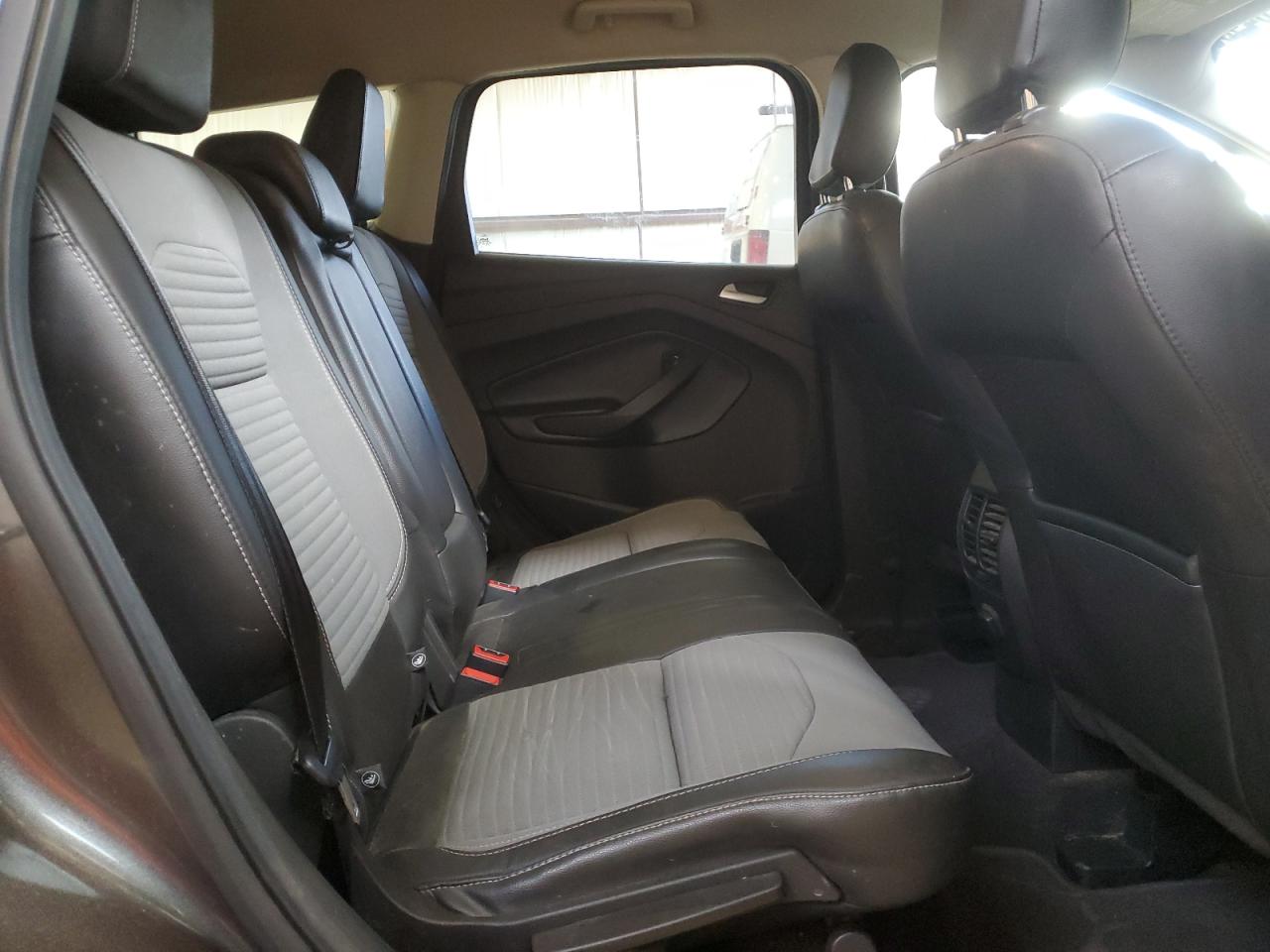 2018 Ford Escape Se VIN: 1FMCU9GD5JUB32594 Lot: 86784955