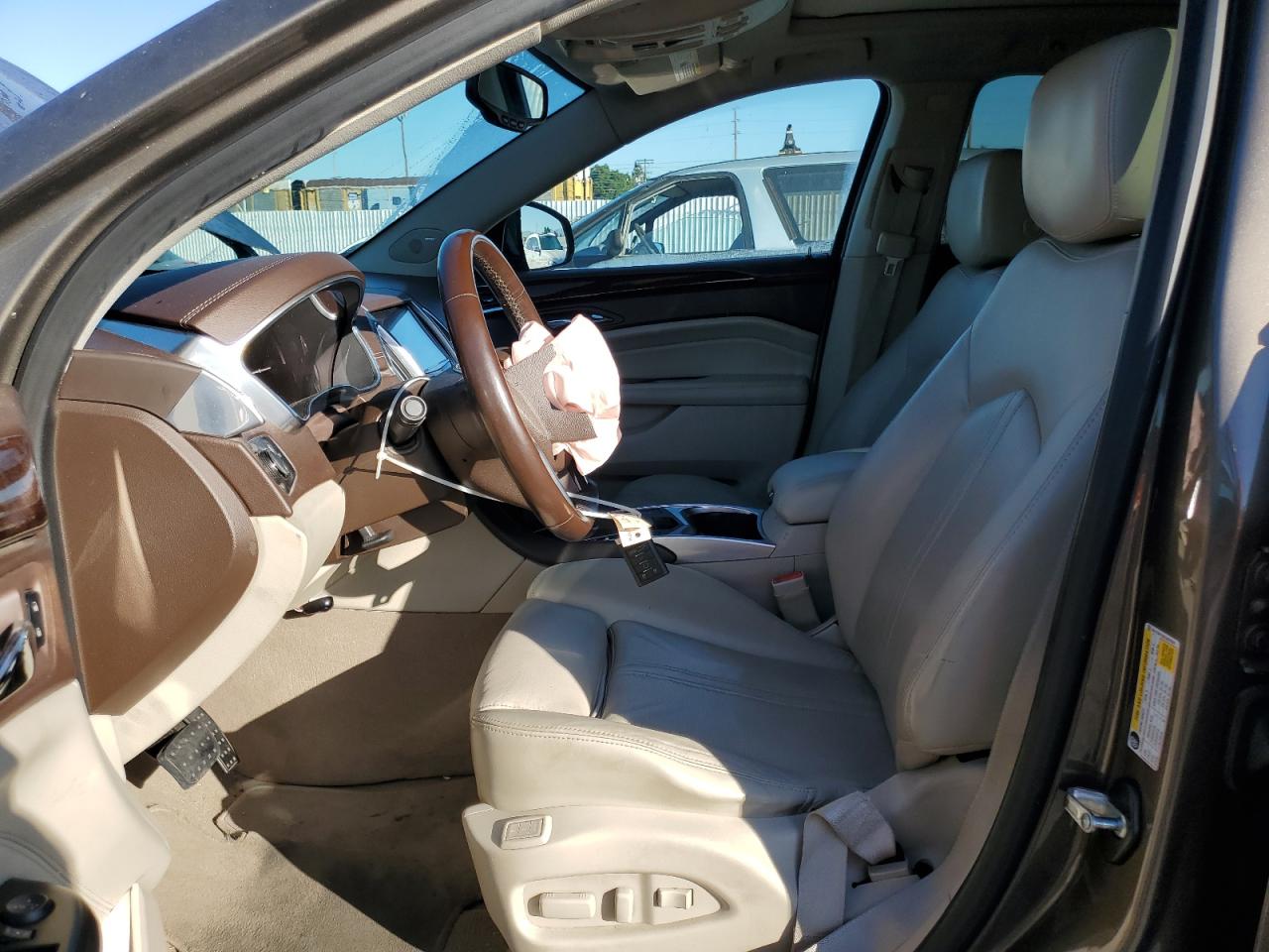 2014 Cadillac Srx Luxury Collection VIN: 3GYFNEE32ES631581 Lot: 87301125