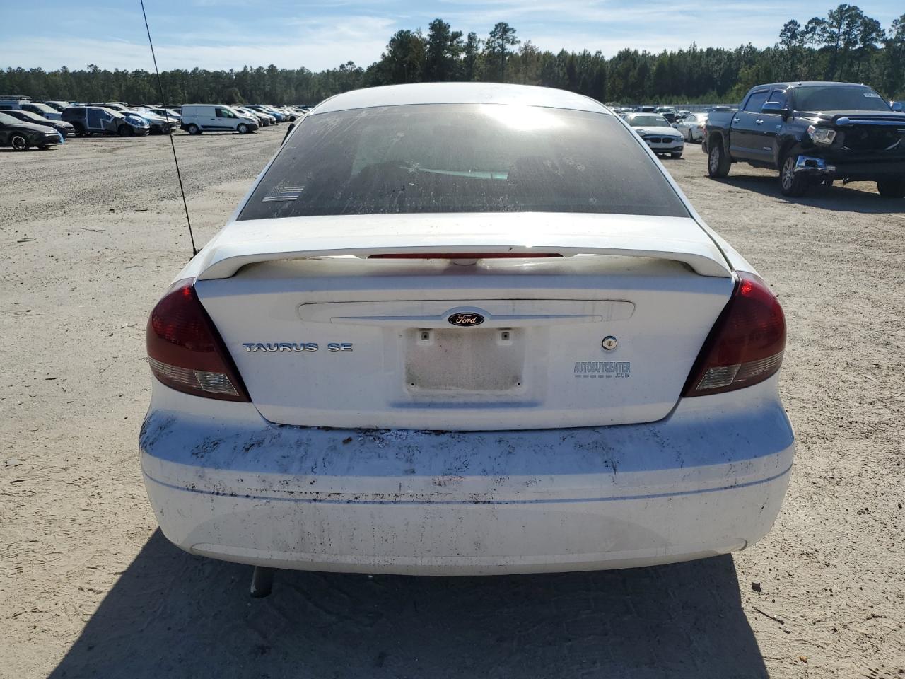 2006 Ford Taurus Se VIN: 1FAFP53U86A195629 Lot: 89855035