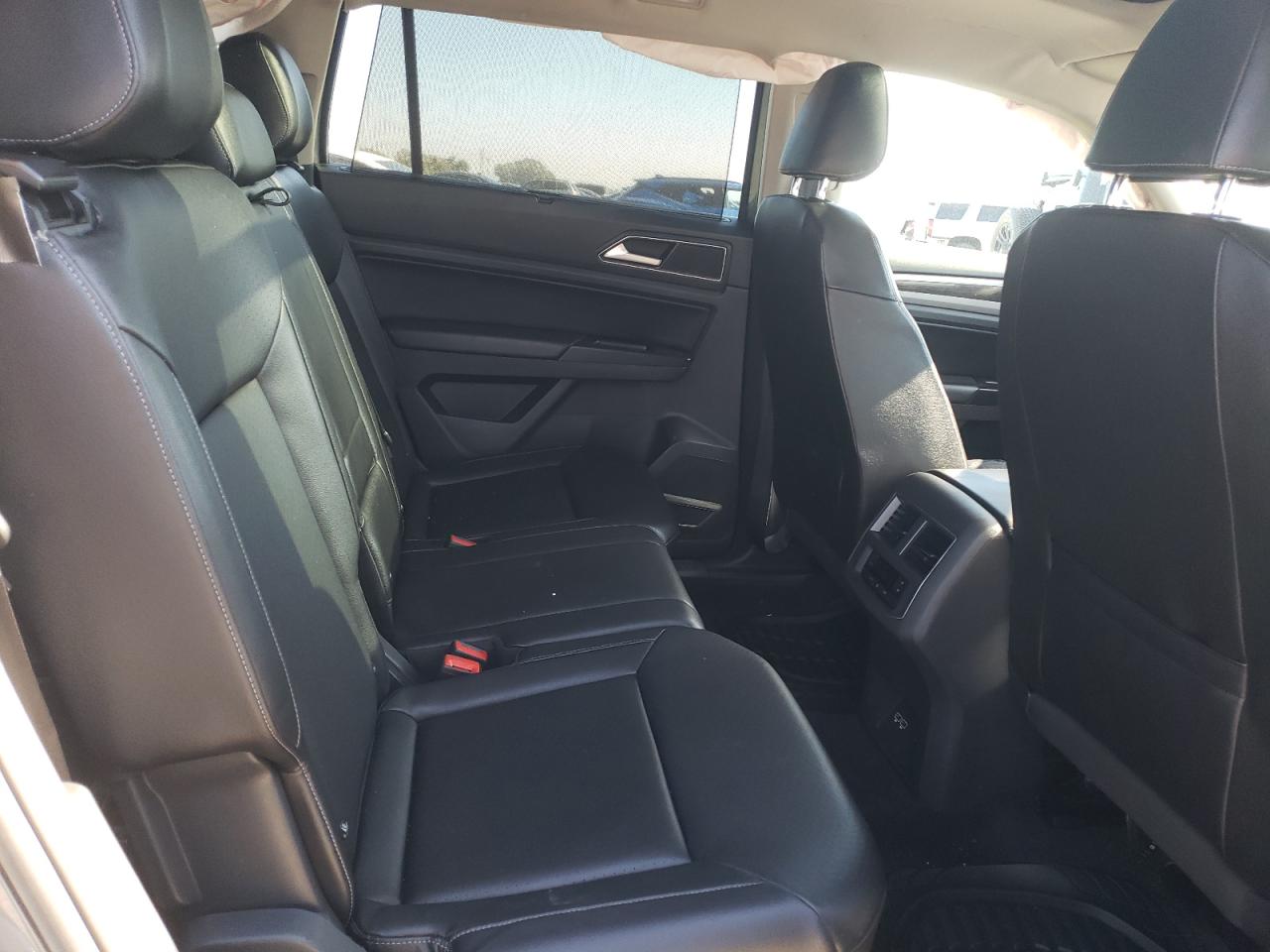 2018 Volkswagen Atlas Sel VIN: 1V2MR2CA9JC592701 Lot: 90130465