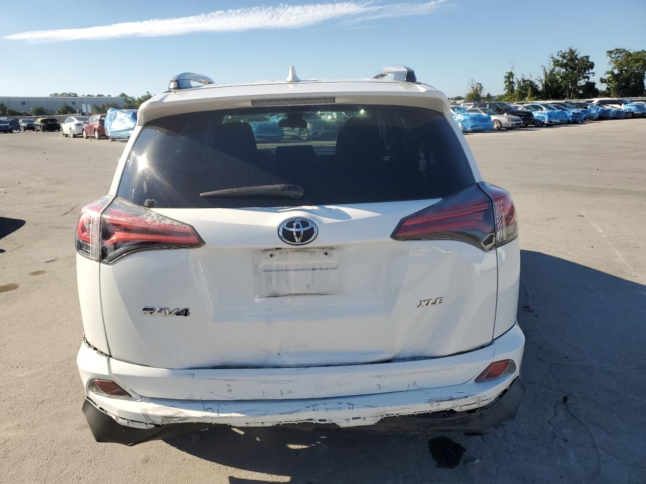 2017 Toyota Rav4 Xle VIN: 2T3WFREV0HW318192 Lot: 87416525