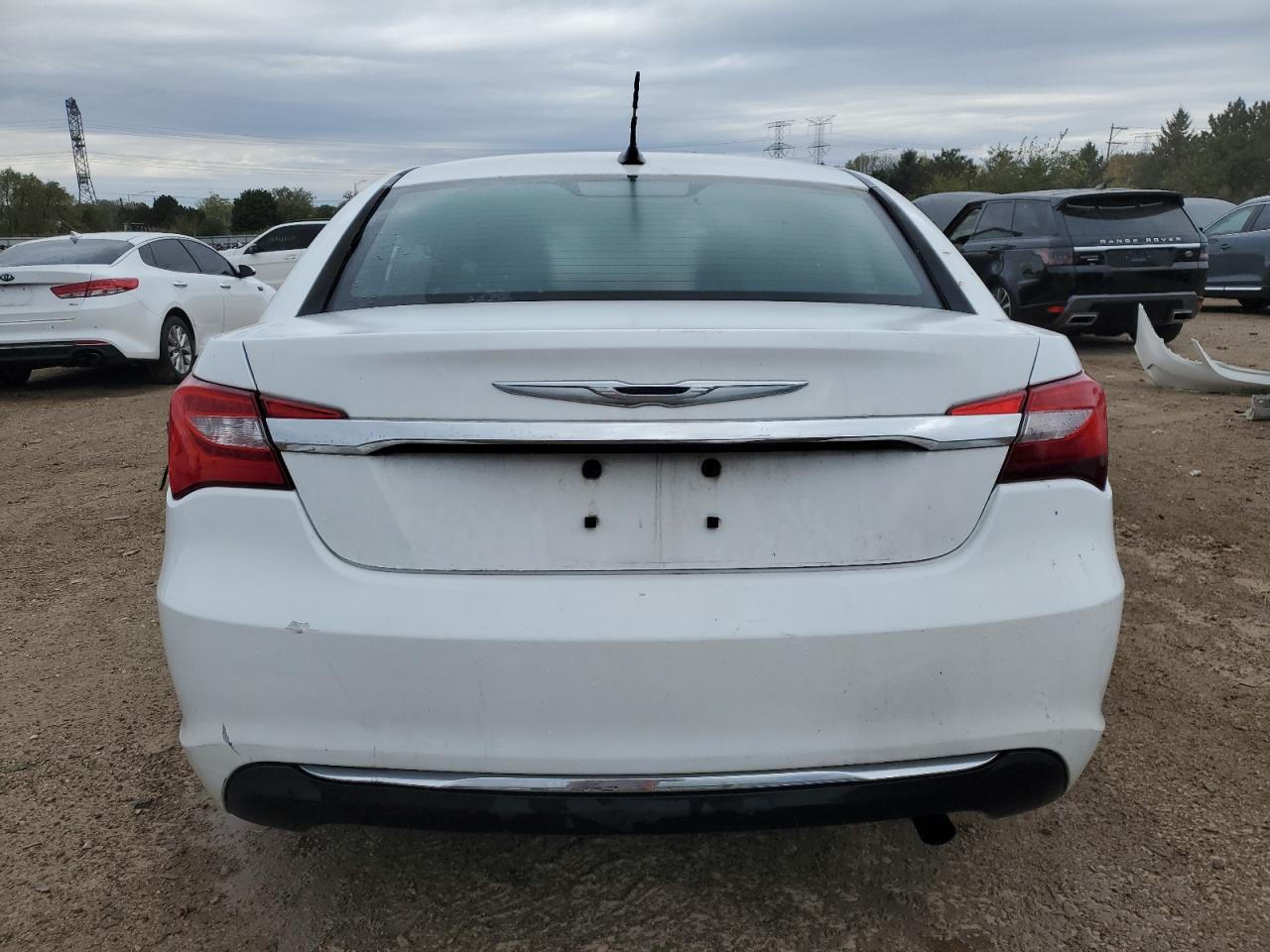 2011 Chrysler 200 Limited VIN: 1C3BC2FB8BN571606 Lot: 86143125