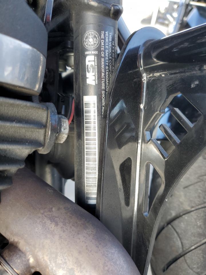 2017 Harley-Davidson Xl1200 Cx VIN: 1HD1LM314HC400630 Lot: 90216275