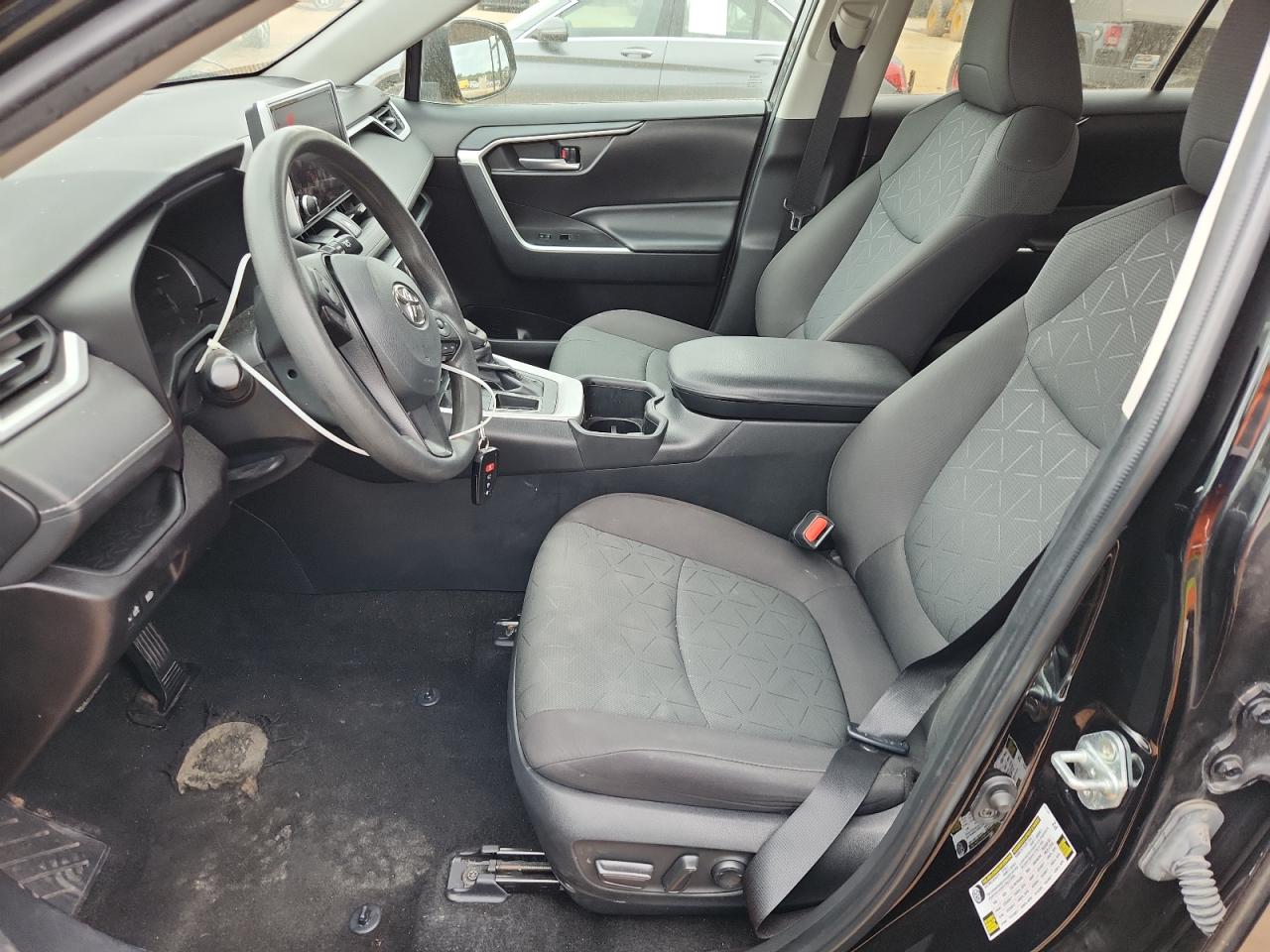 2023 Toyota Rav4 Xle VIN: 2T3W1RFVXPW277355 Lot: 81991925