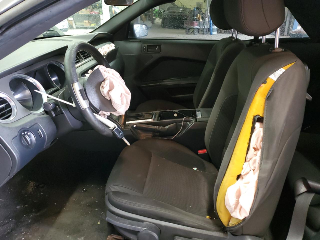 2013 Ford Mustang VIN: 1ZVBP8EM2D5203752 Lot: 90565325