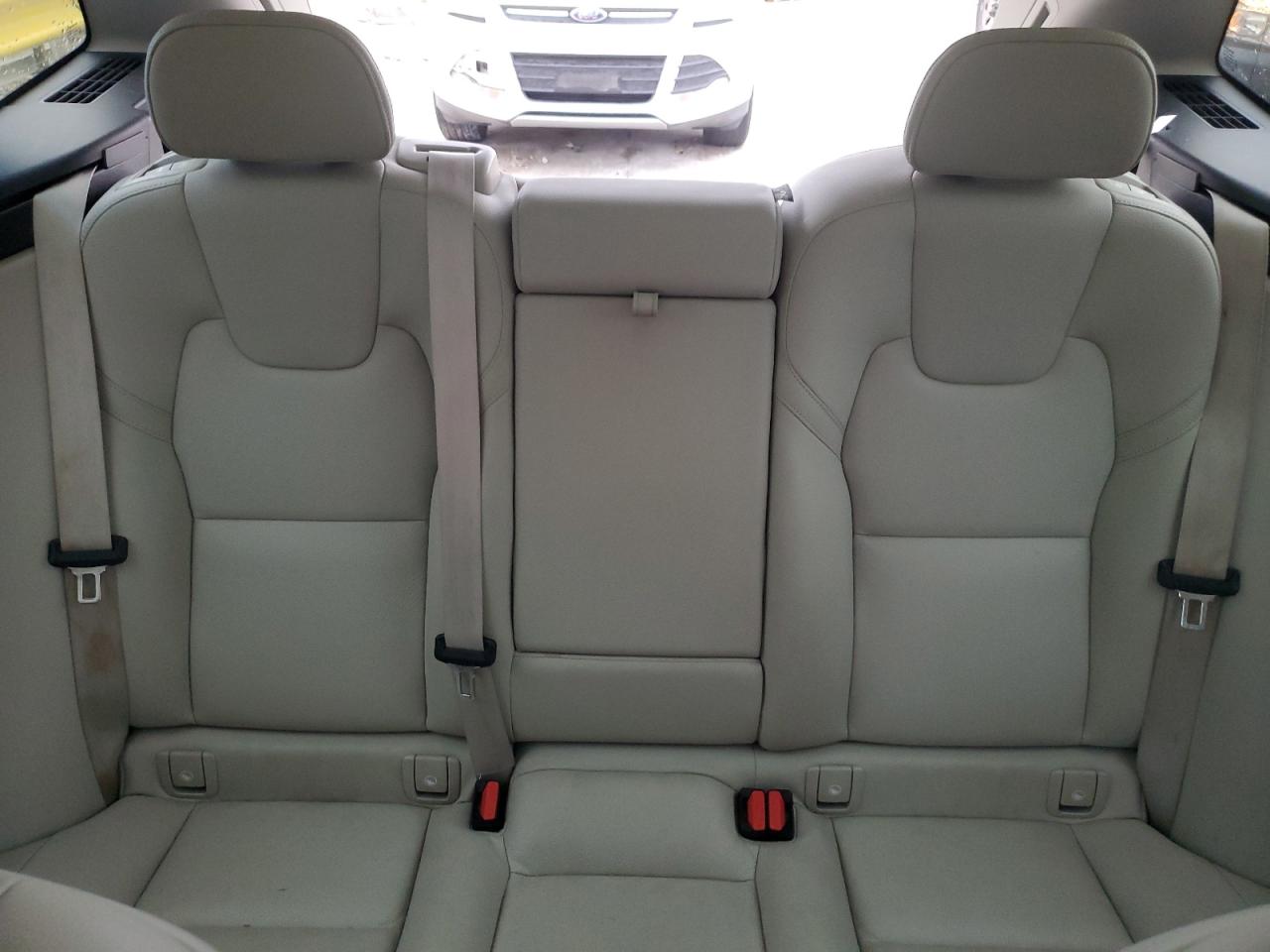 2022 Volvo Xc60 B5 Momentum VIN: YV4L12DK5N1972631 Lot: 89727965