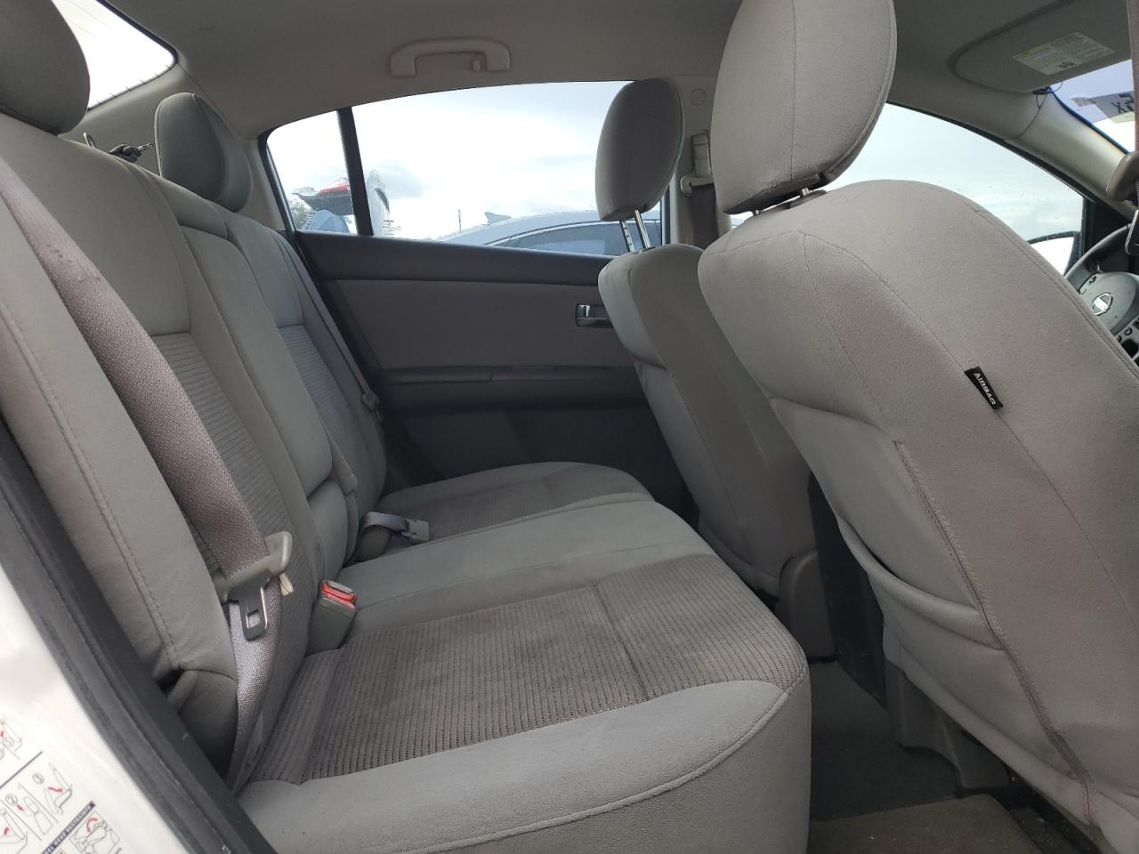 2011 Nissan Sentra 2.0 VIN: 3N1AB6AP2BL670560 Lot: 82351985