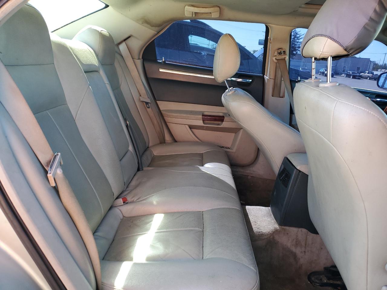 2005 Chrysler 300 Touring VIN: 2C3JA53G35H131308 Lot: 82442805