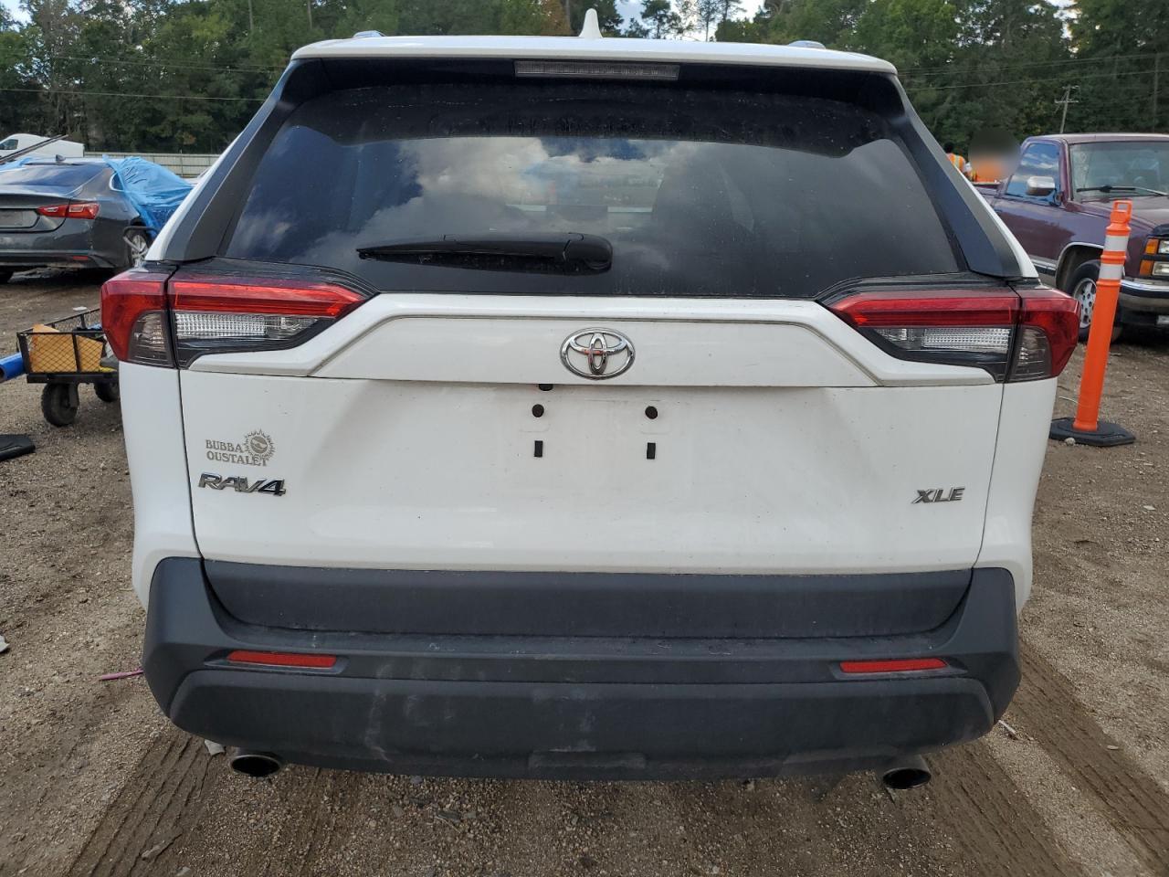 2022 Toyota Rav4 Xle VIN: 2T3W1RFV4NC182613 Lot: 85372395