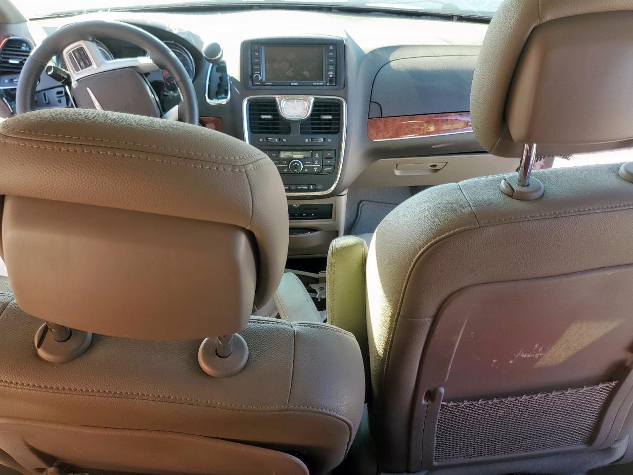 2014 Chrysler Town & Country Touring L VIN: 2C4RC1CG4ER425585 Lot: 90449165