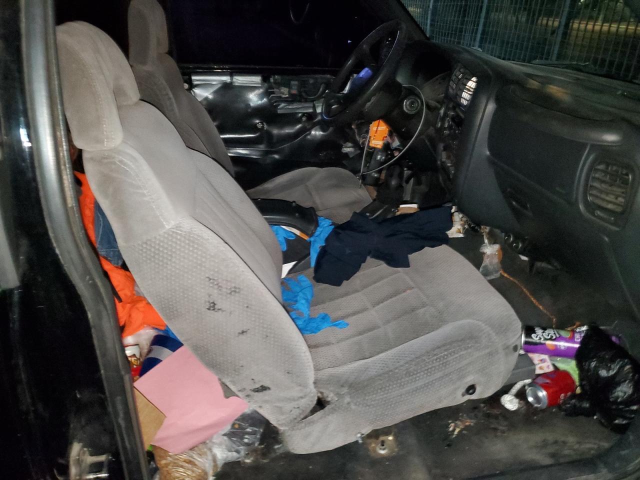 2002 Chevrolet Blazer VIN: 1GNCS18W12K201474 Lot: 90742455