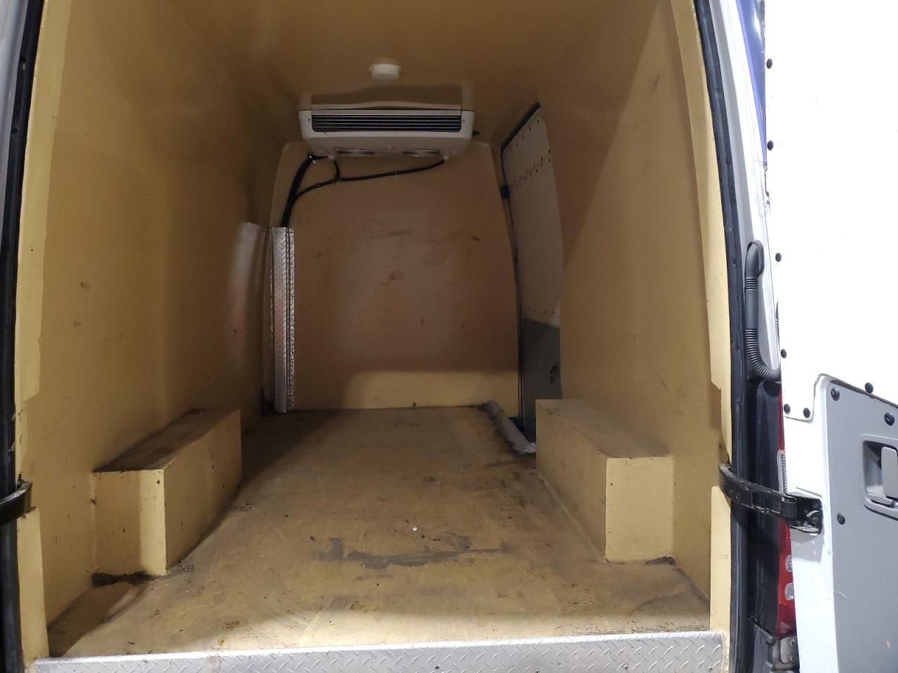 2012 Mercedes-Benz Sprinter 2500 Refrigerated Van VIN: WD3PE7CC3C5683005 Lot: 84003565