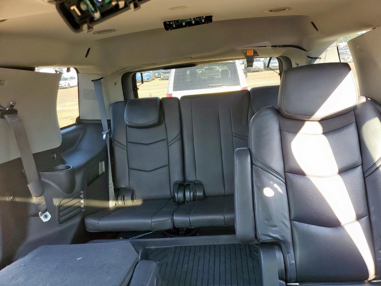 2018 Cadillac Escalade Luxury VIN: 1GYS3BKJ6JR373990 Lot: 82245145