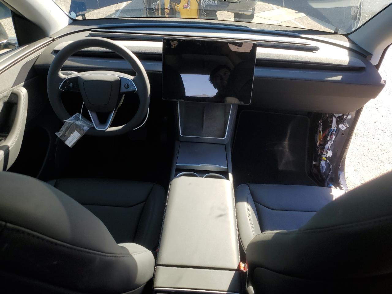 2026 Tesla Model Y VIN: 7SAYGDED9TF383639 Lot: 85420305