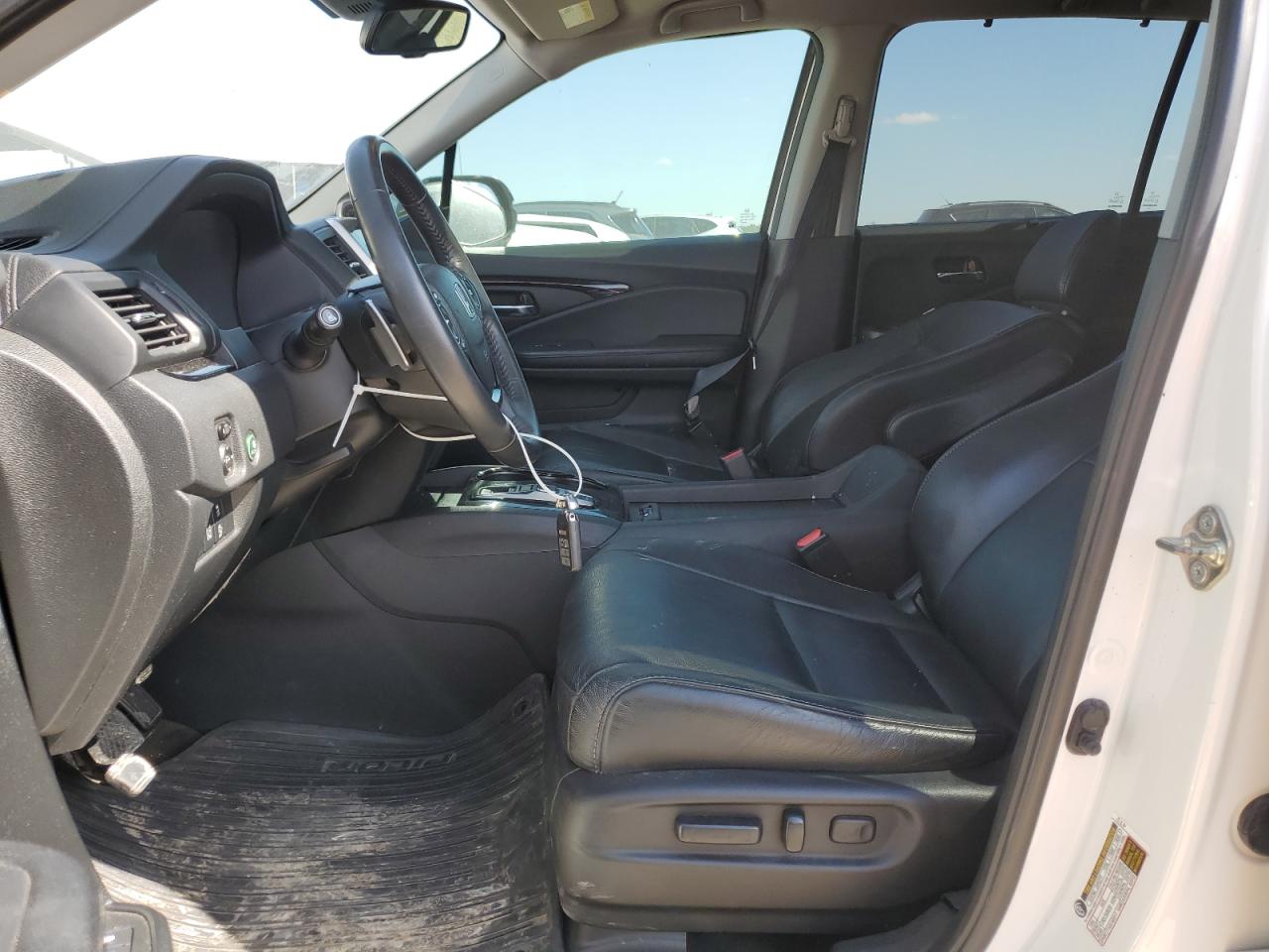 2017 Honda Pilot Touring VIN: 5FNYF6H90HB044455 Lot: 87043075