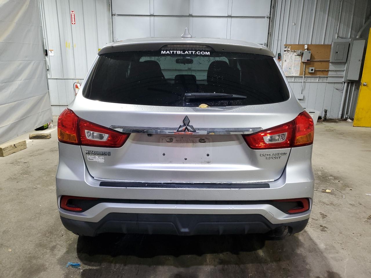 2018 Mitsubishi Outlander Sport Es VIN: JA4AP3AU6JZ007593 Lot: 90090985