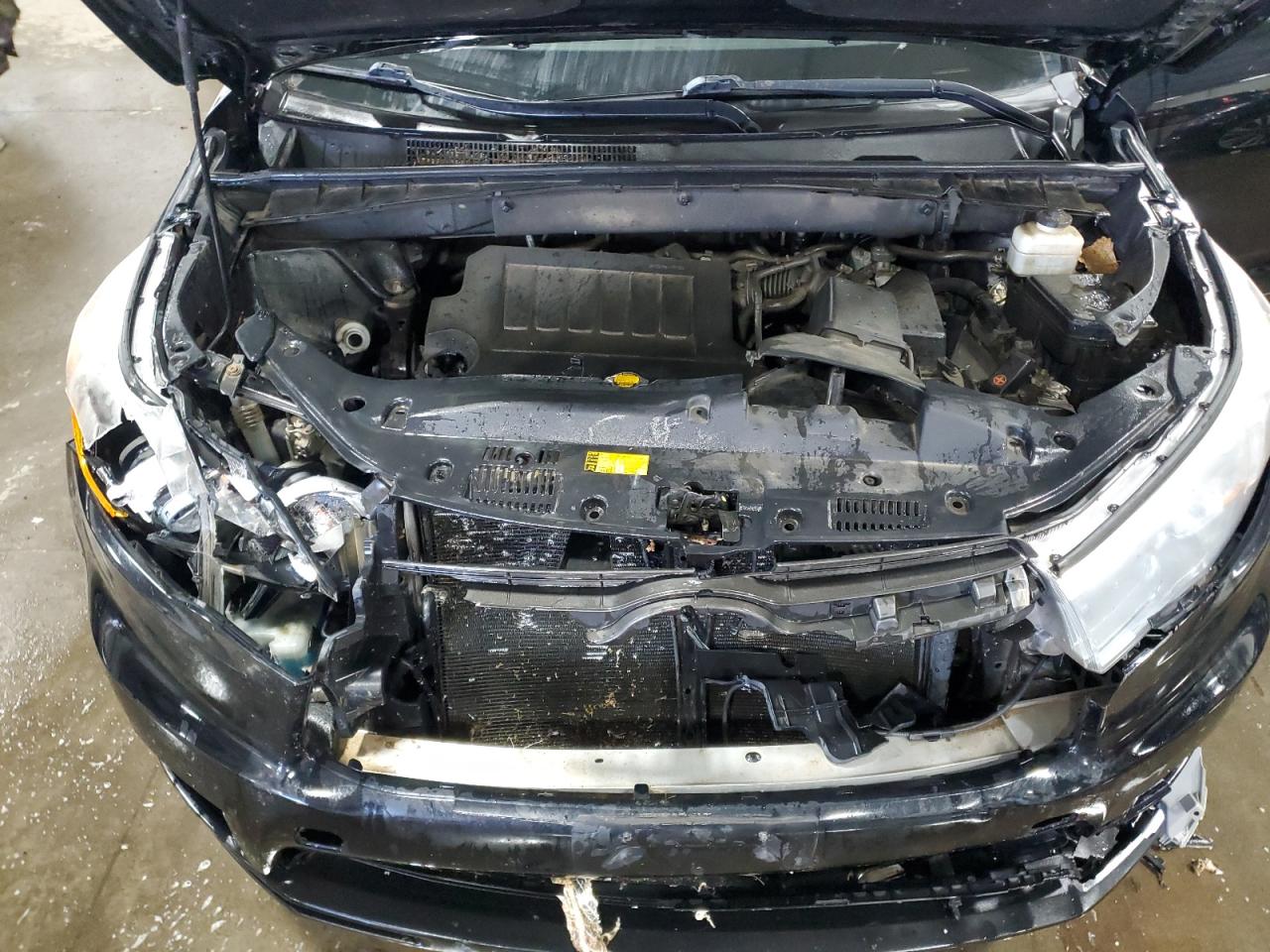 2014 Toyota Highlander Limited VIN: 5TDDKRFH1ES013051 Lot: 85177595