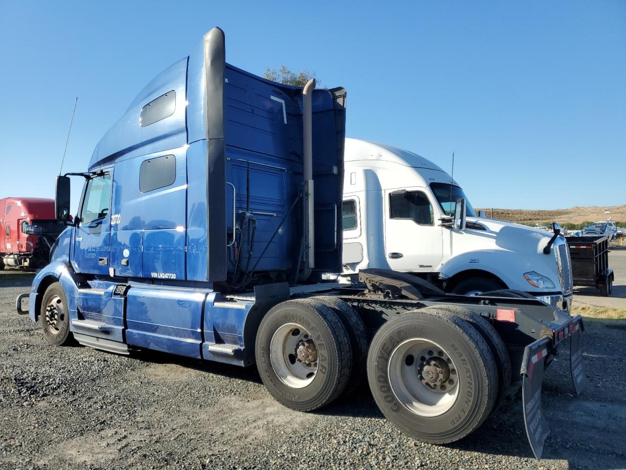 2020 Volvo Vnl Semi Truck blue null diesel 4V4NC9EH1LN247720 photo #4