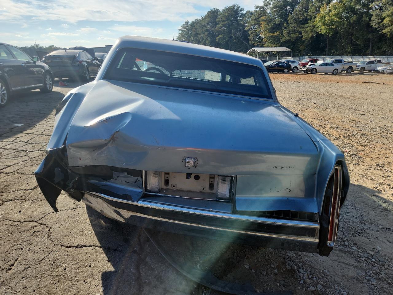 1990 Cadillac Deville VIN: 1G6CD5337L4319321 Lot: 82552015