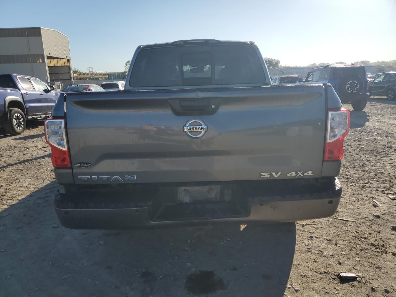 2017 Nissan Titan Sv VIN: 1N6AA1E56HN538693 Lot: 85695025