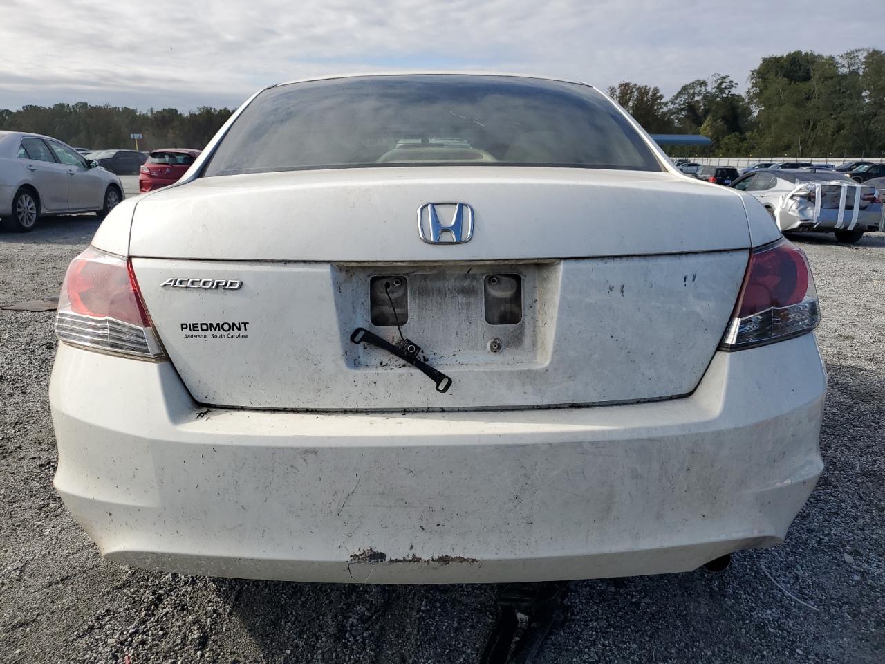 2008 Honda Accord Lxp VIN: 1HGCP26468A138499 Lot: 85574575