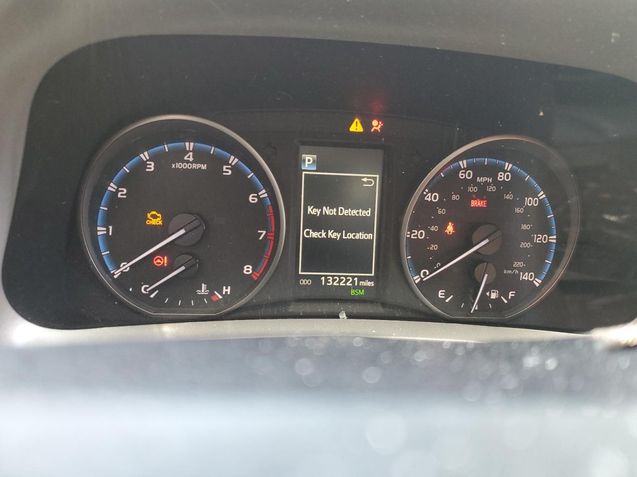 2017 Toyota Rav4 Xle VIN: 2T3RFREV9HW667879 Lot: 82256075