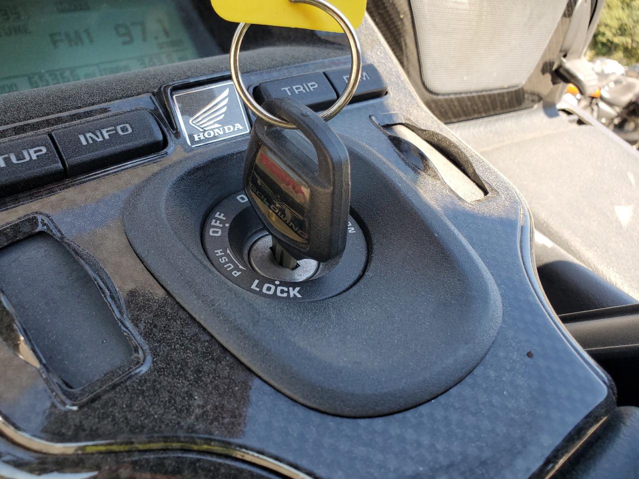 2008 Honda Gl1800 VIN: 1HFSC47F38A708935 Lot: 87087845