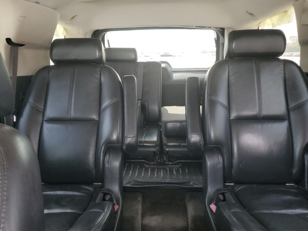 2007 GMC Yukon VIN: 1GKFC13007R263635 Lot: 89629715