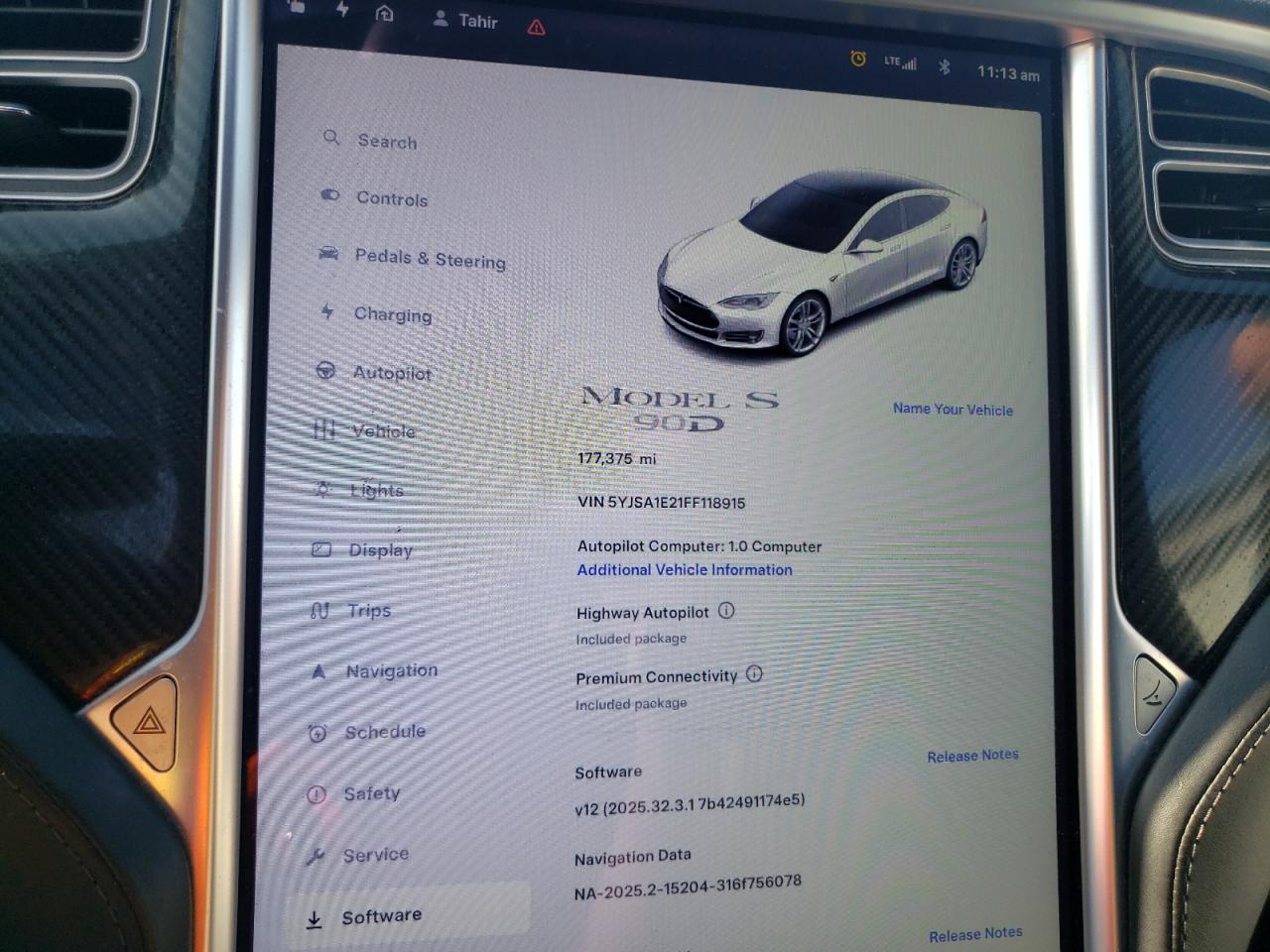 2015 Tesla Model S VIN: 5YJSA1E21FF118915 Lot: 85108965