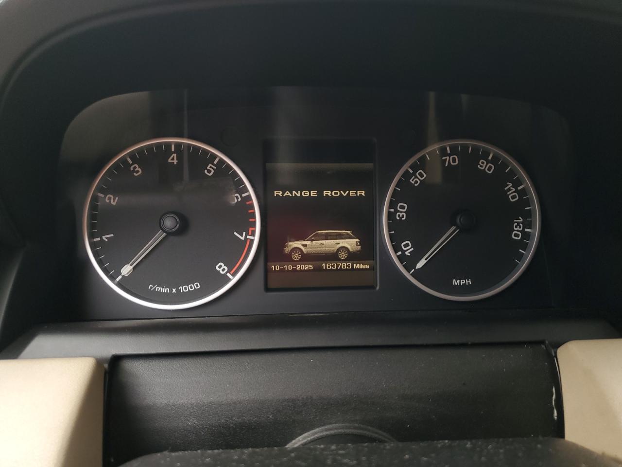 2011 Land Rover Range Rover Sport Hse VIN: SALSF2D48BA703223 Lot: 82218295