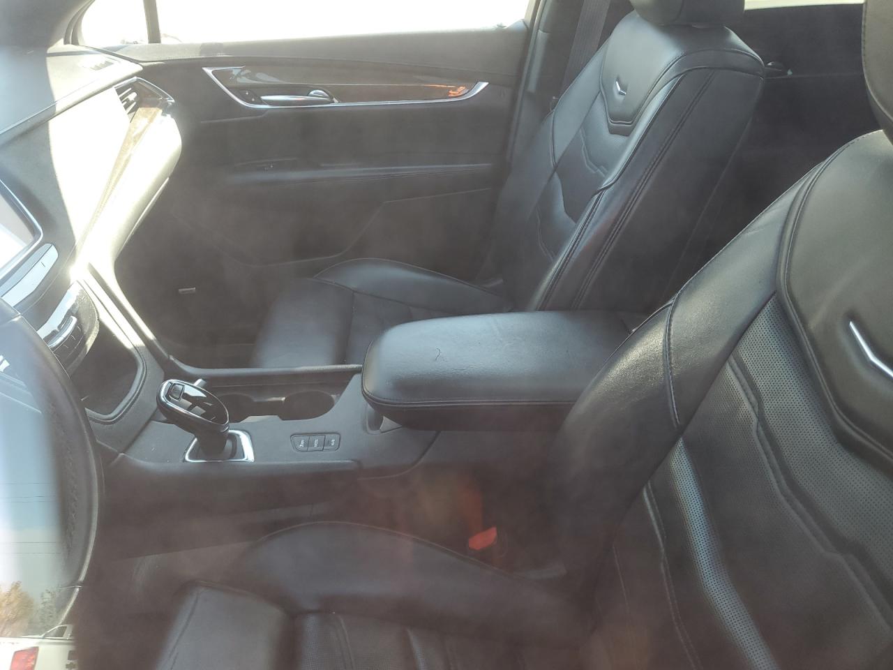 2017 Cadillac Xt5 Platinum VIN: 1GYKNFRS7HZ326350 Lot: 86239925