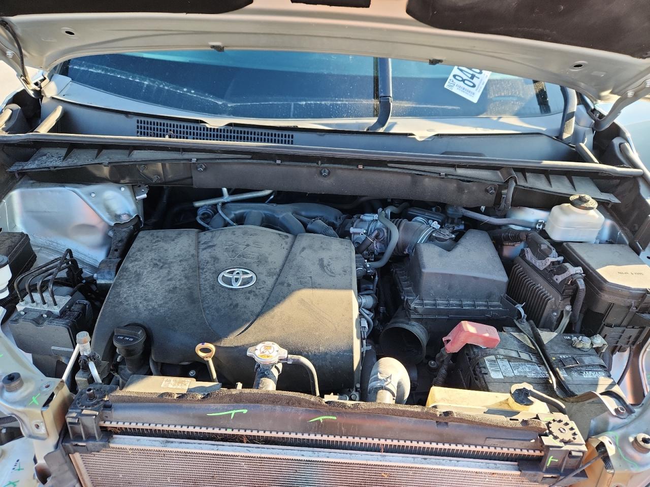 2019 Toyota Highlander Le VIN: 5TDZZRFH5KS305038 Lot: 84627325