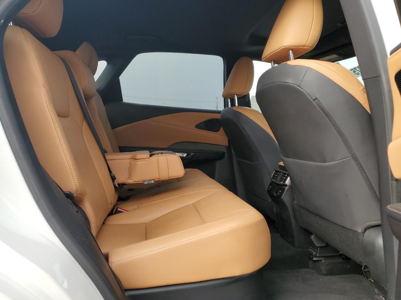 2024 Lexus Rx 350 Premium VIN: JTJCHMAA5R2013281 Lot: 90084375